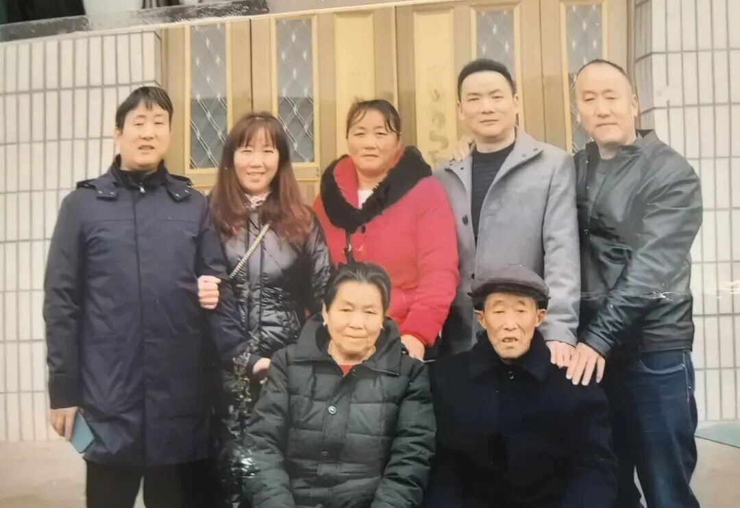 31岁采购被优化,做出了一家年销1.6亿的生物贸易公司
